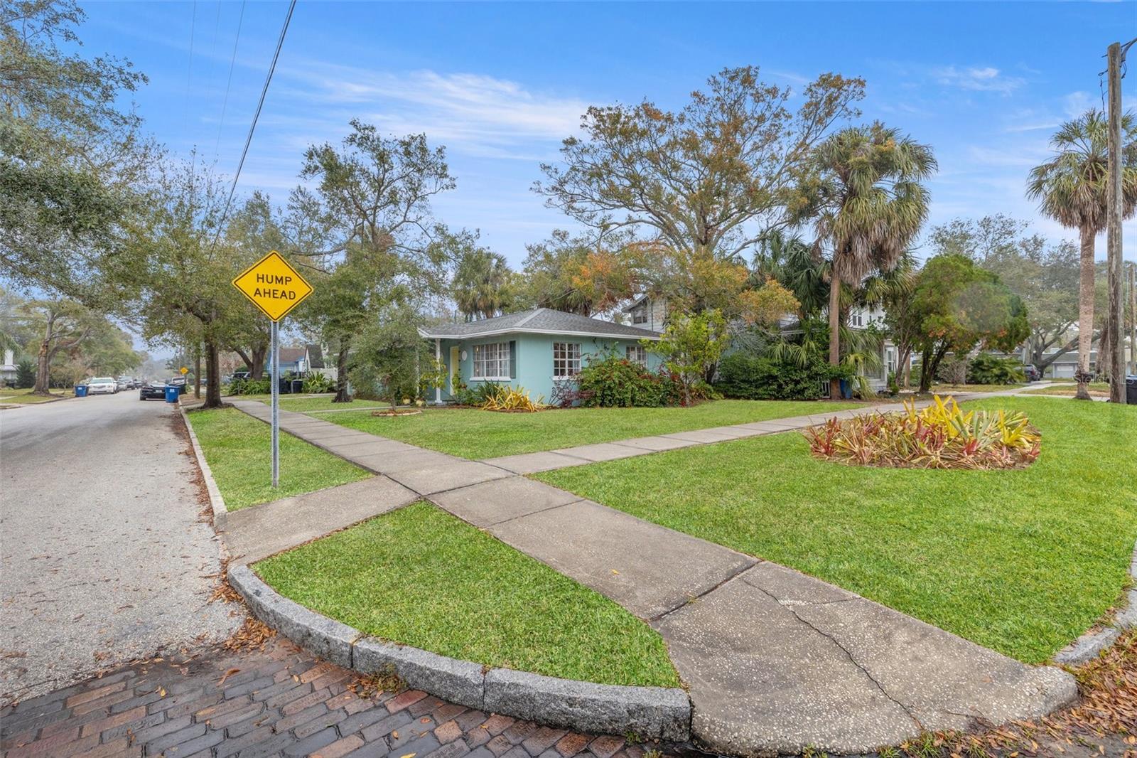 1901 10TH ST N, ST PETERSBURG, FL, 33704