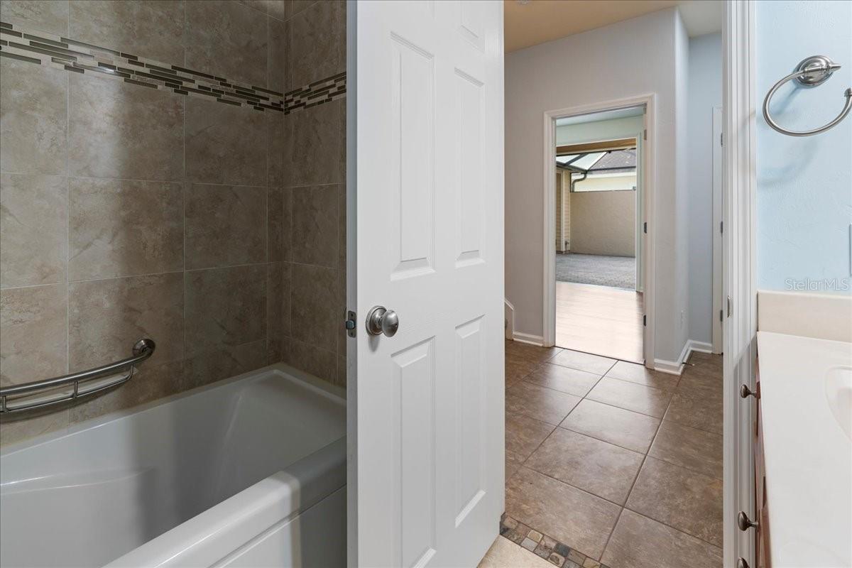 13554 NW 7TH RD, NEWBERRY, FL, 32669