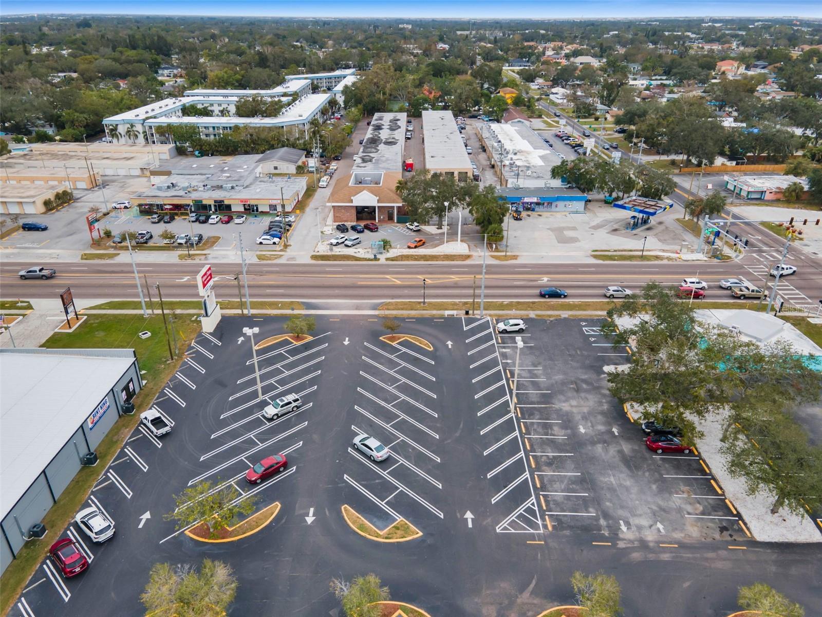 5802 54TH AVE N, KENNETH CITY, FL, 33709