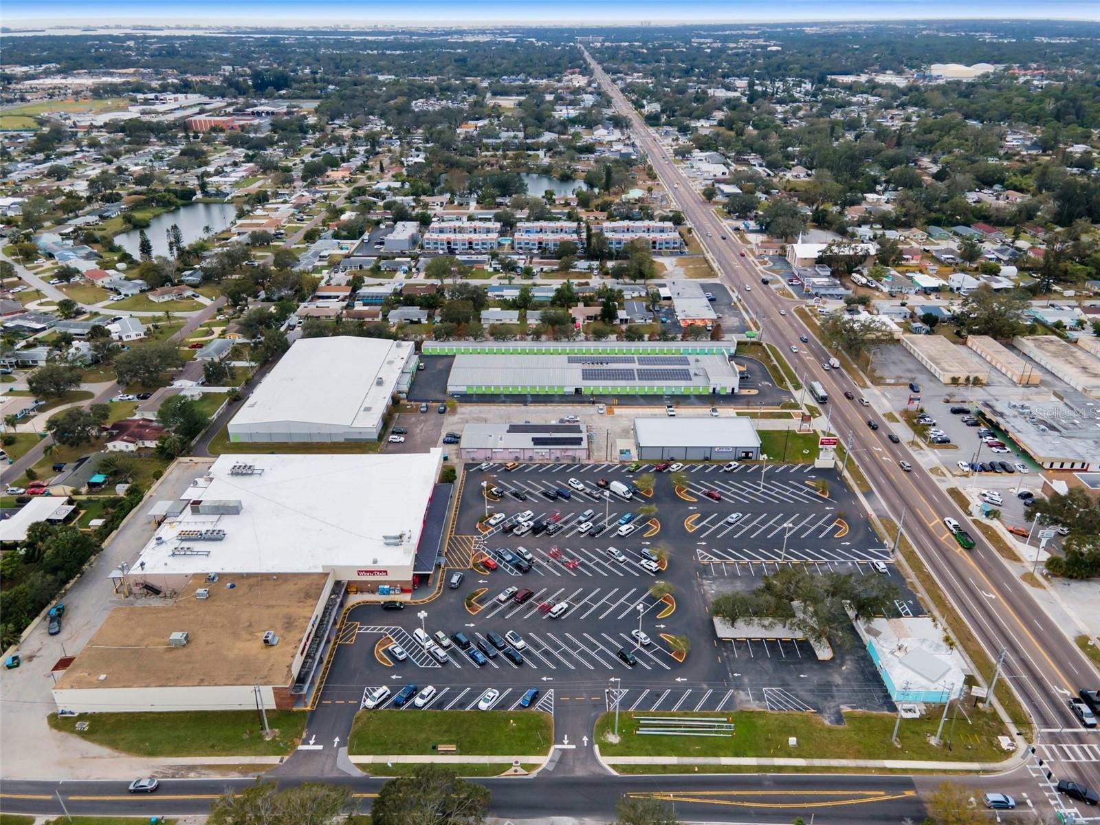 5802 54TH AVE N, KENNETH CITY, FL, 33709