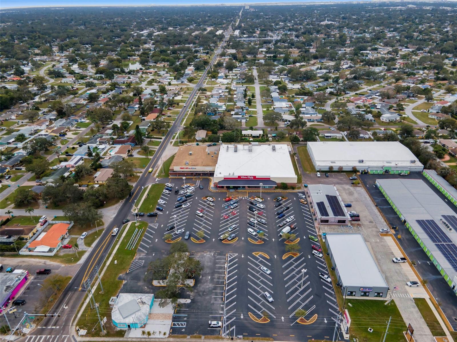 5802 54TH AVE N, KENNETH CITY, FL, 33709