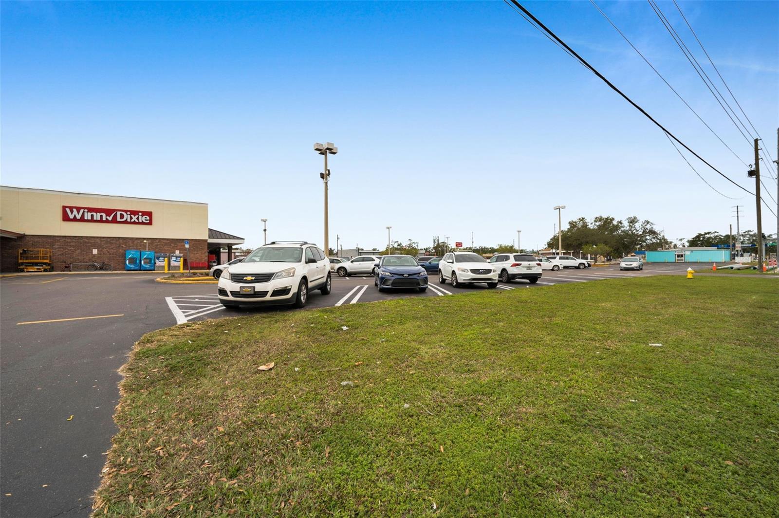 5802 54TH AVE N, KENNETH CITY, FL, 33709