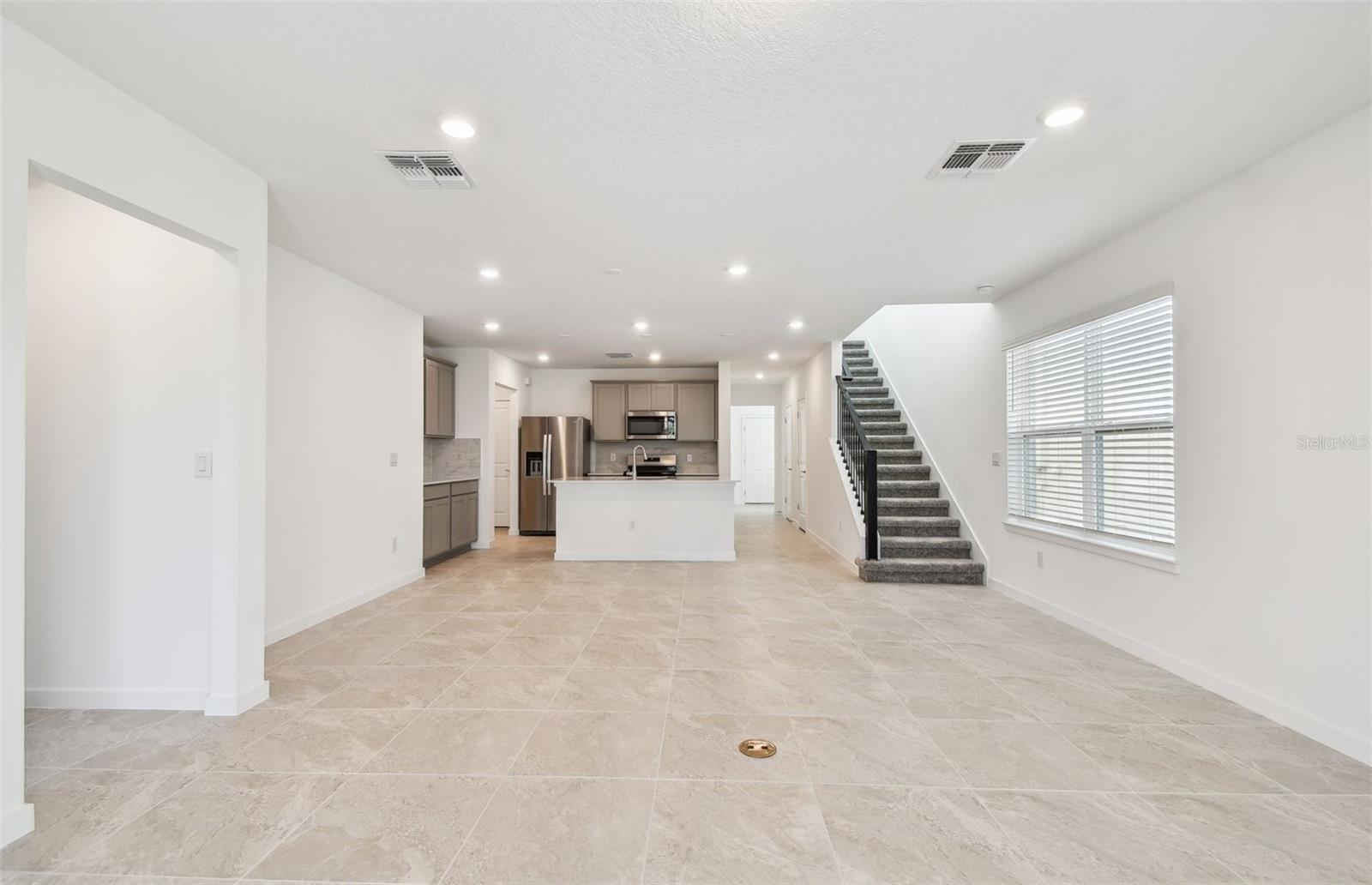 6233 GOLDEN BEACH DR, APOLLO BEACH, FL, 33572