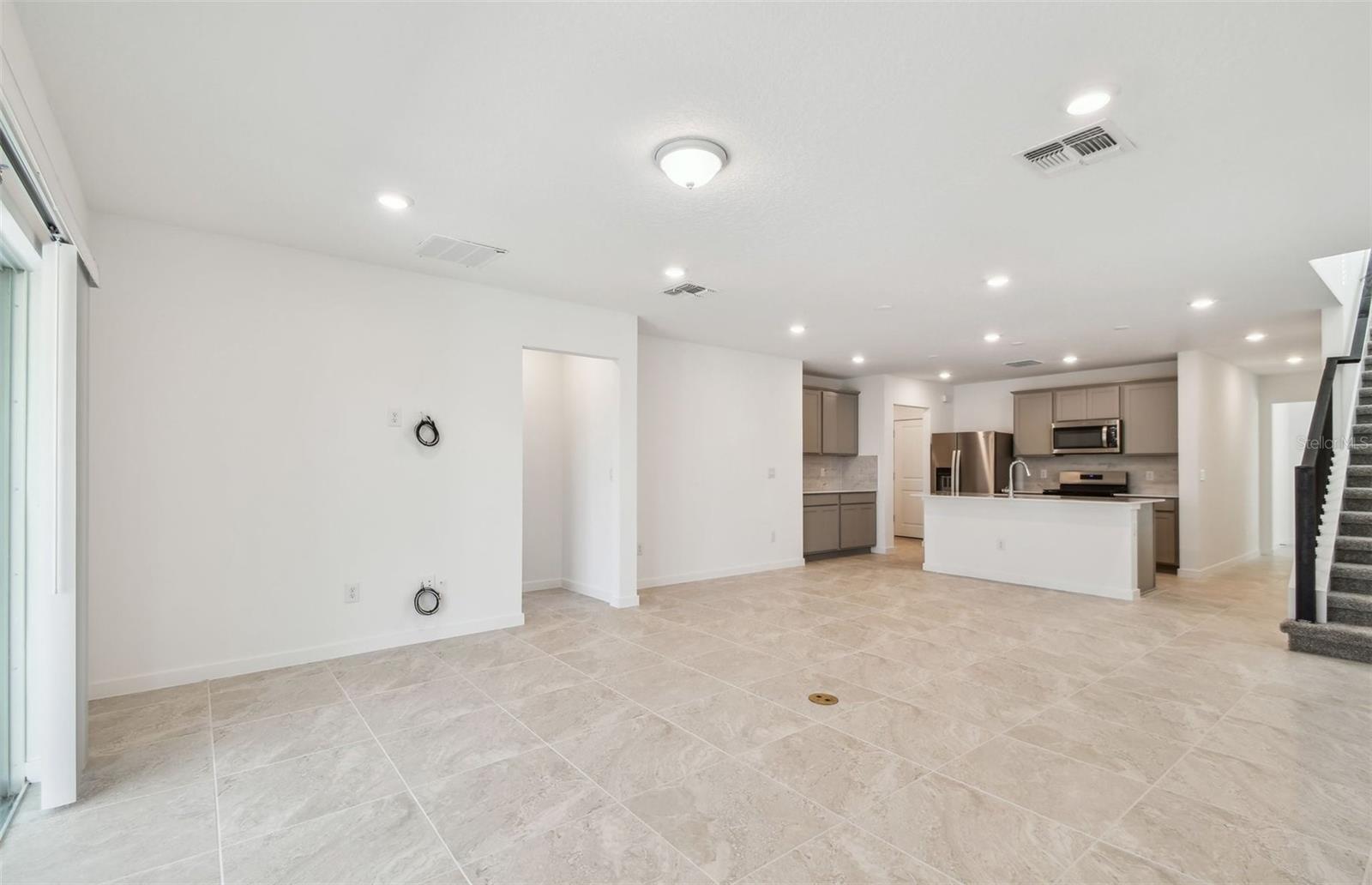 6233 GOLDEN BEACH DR, APOLLO BEACH, FL, 33572