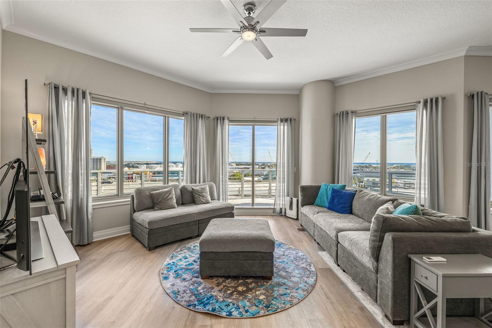 1209 E CUMBERLAND AVE #906, TAMPA, FL, 33602