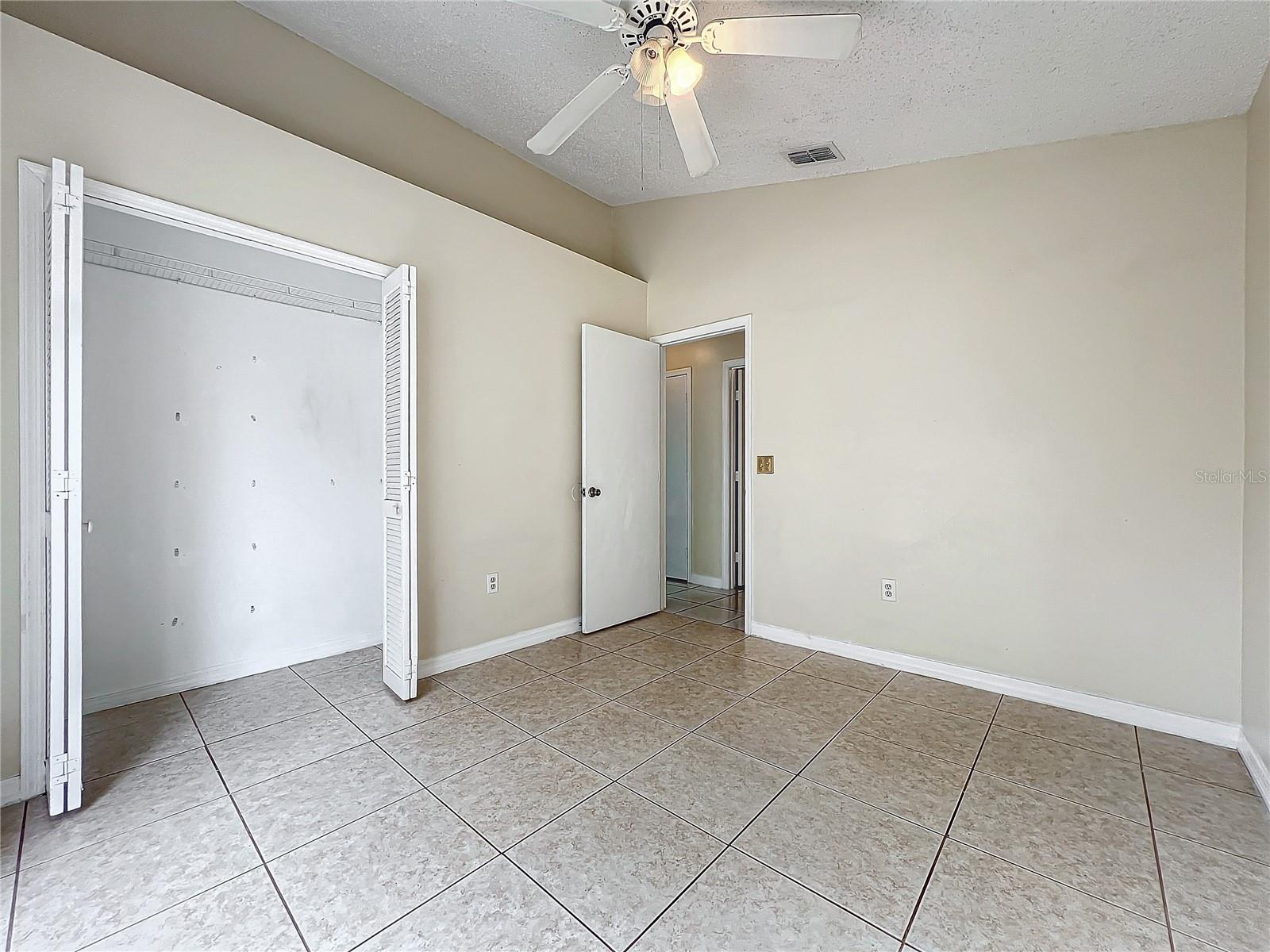 9606 CHANDON DR, ORLANDO, FL, 32825