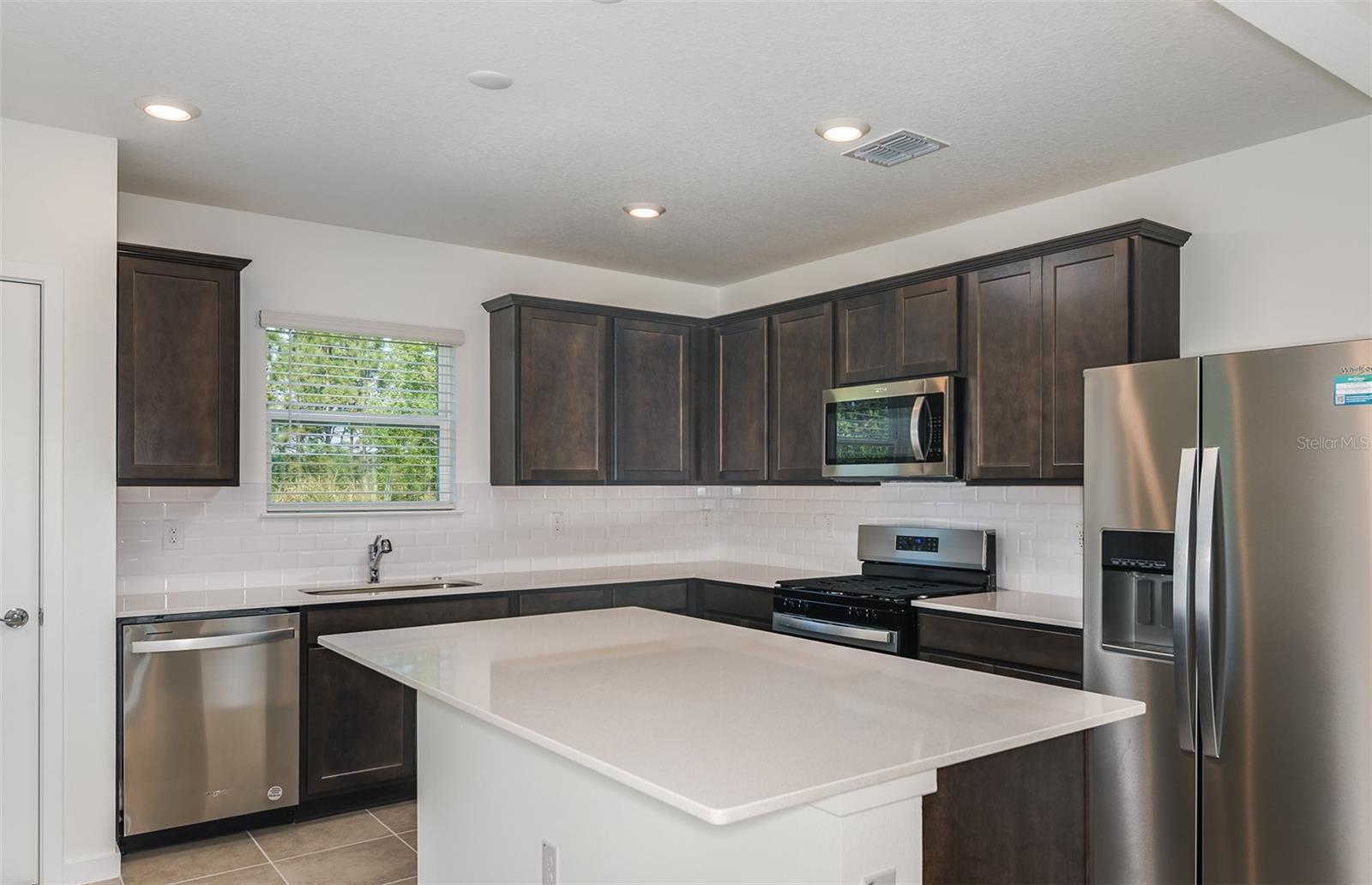 9076 WILDLIGHT TRL, WILDWOOD, FL, 34785