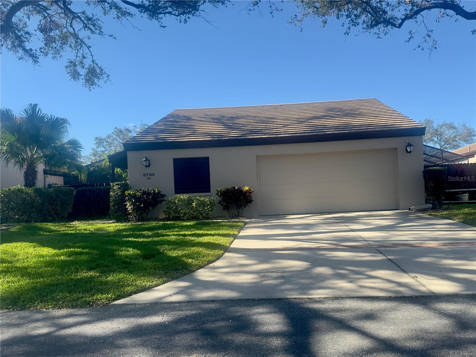 3725 GLEN OAKS MANOR DR, SARASOTA, FL, 34232