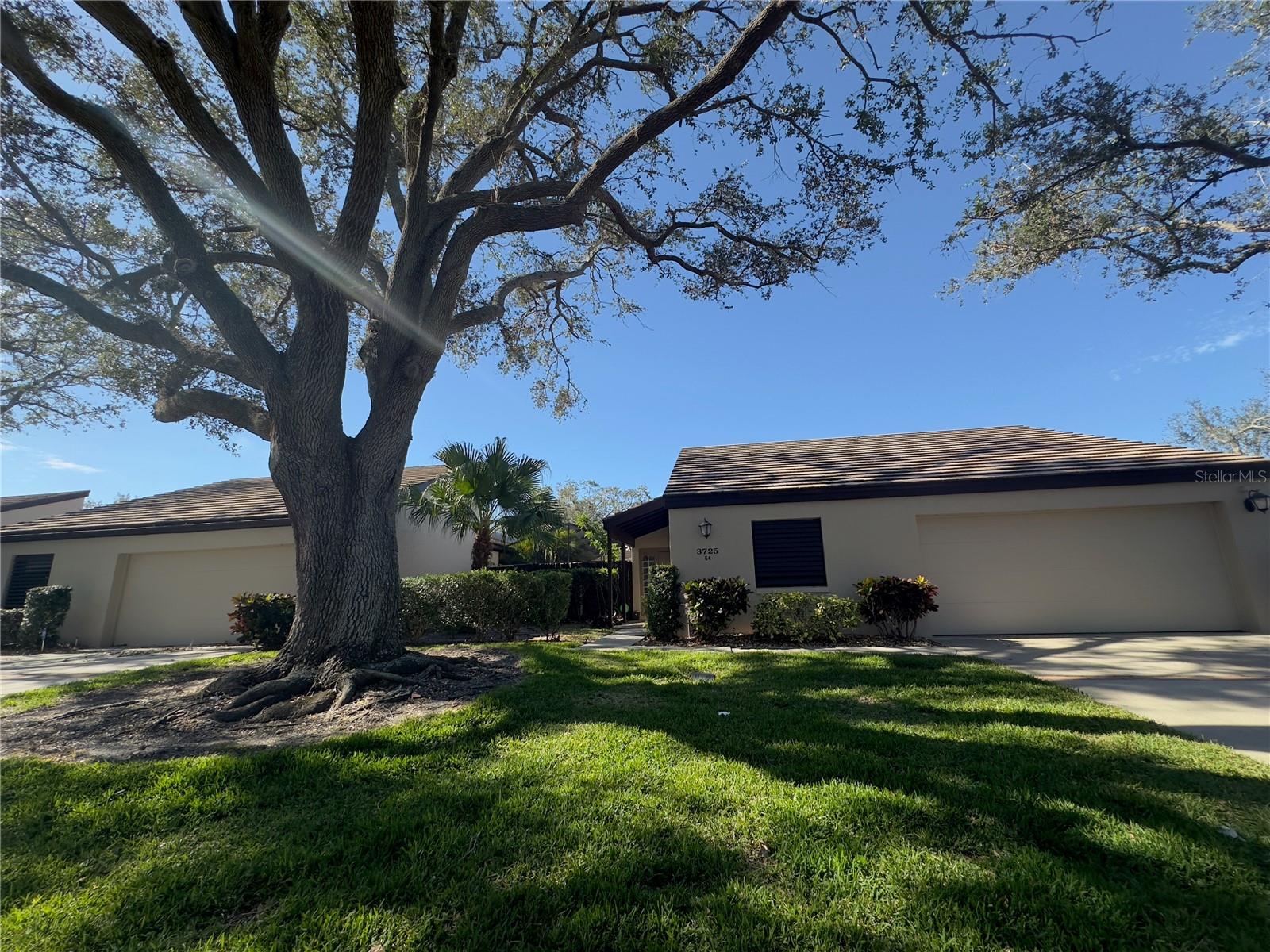 3725 GLEN OAKS MANOR DR, SARASOTA, FL, 34232