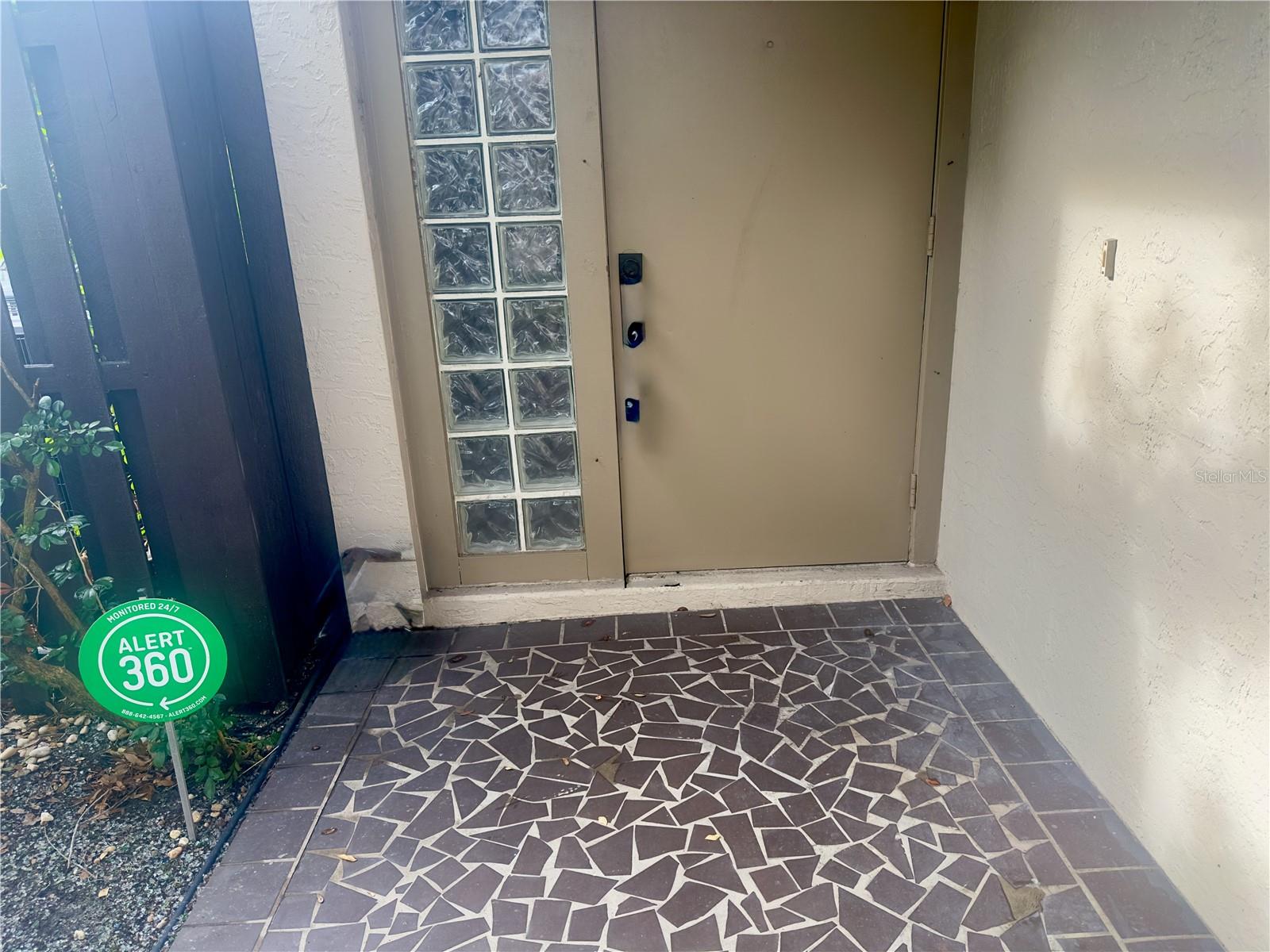 3725 GLEN OAKS MANOR DR, SARASOTA, FL, 34232