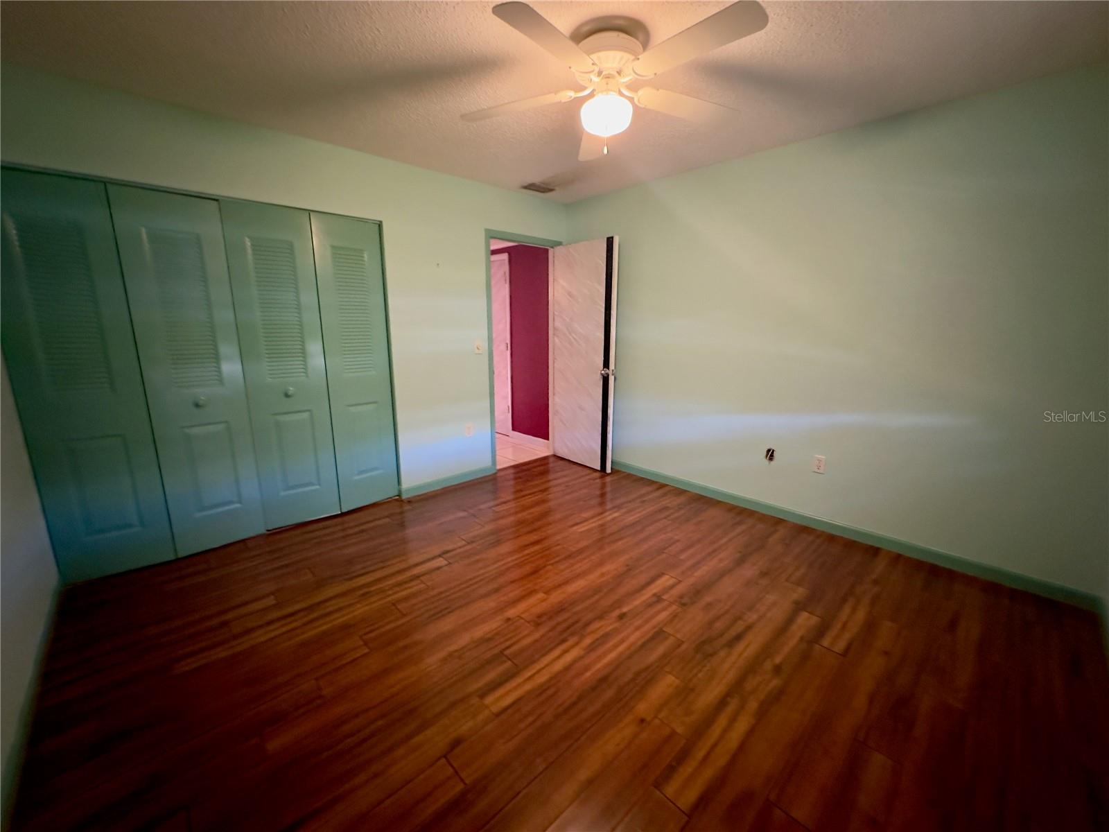 3725 GLEN OAKS MANOR DR, SARASOTA, FL, 34232