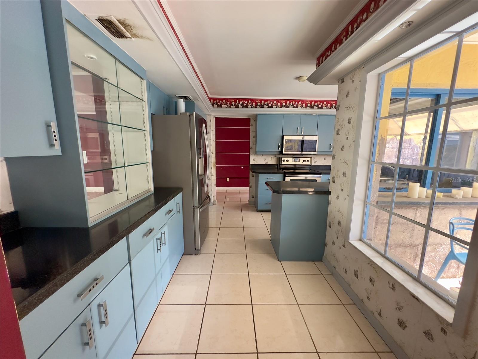 3725 GLEN OAKS MANOR DR, SARASOTA, FL, 34232