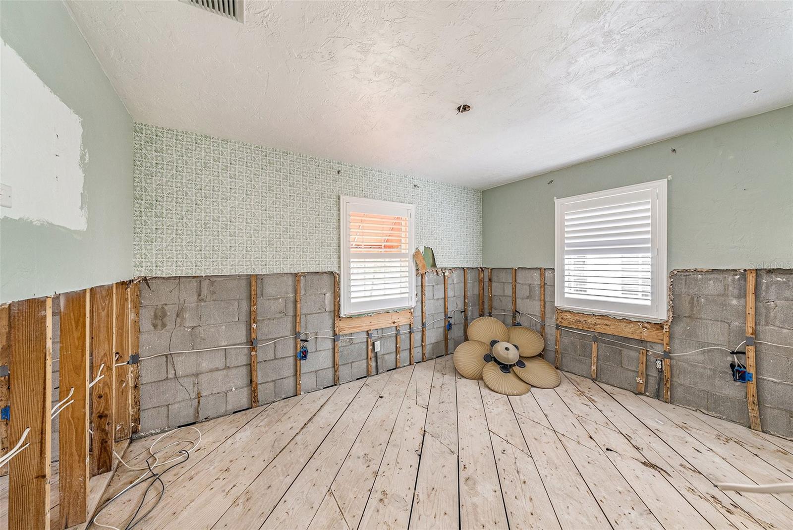 550 80TH AVE, ST PETE BEACH, FL, 33706