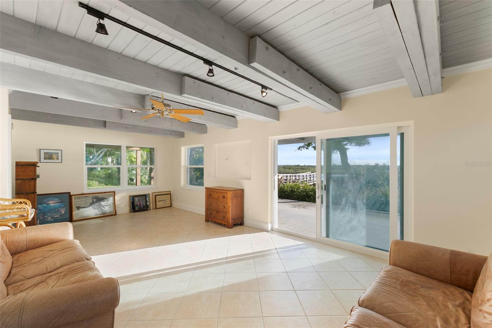 NS1083446 Property Photo