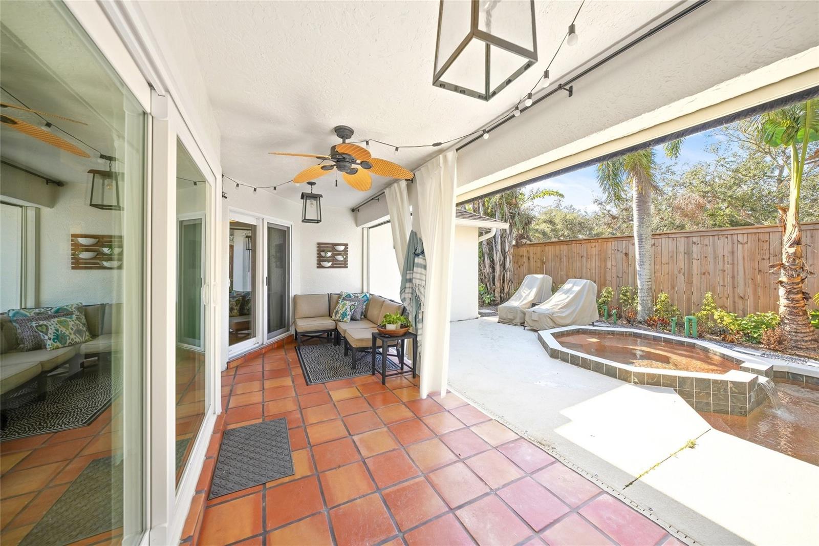 2426 ICECAPADE DR, SARASOTA, FL, 34240