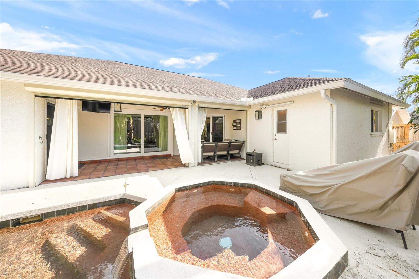 2426 ICECAPADE DR, SARASOTA, FL, 34240