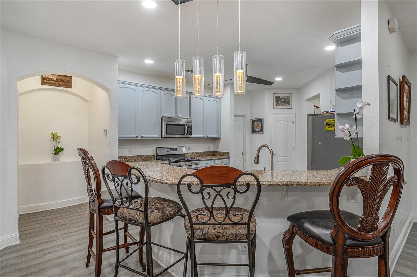 216 BLUE CRYSTAL DR, DELAND, FL, 32720
