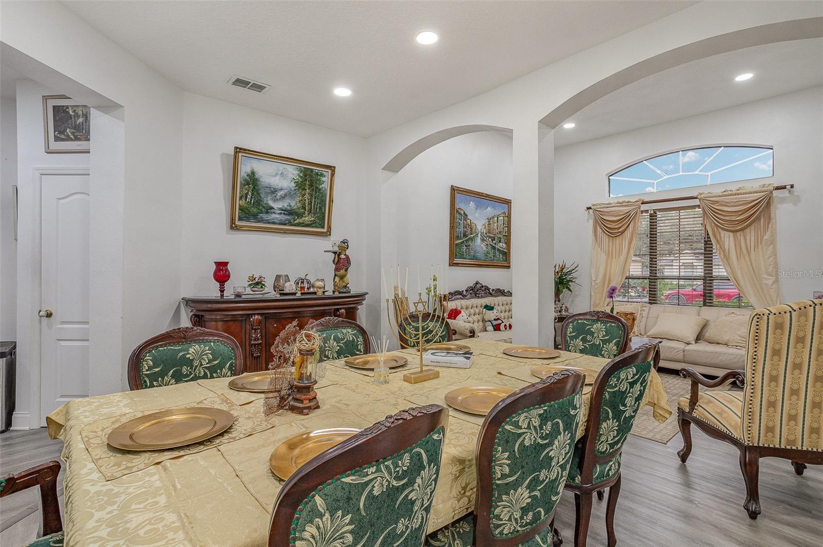 216 BLUE CRYSTAL DR, DELAND, FL, 32720