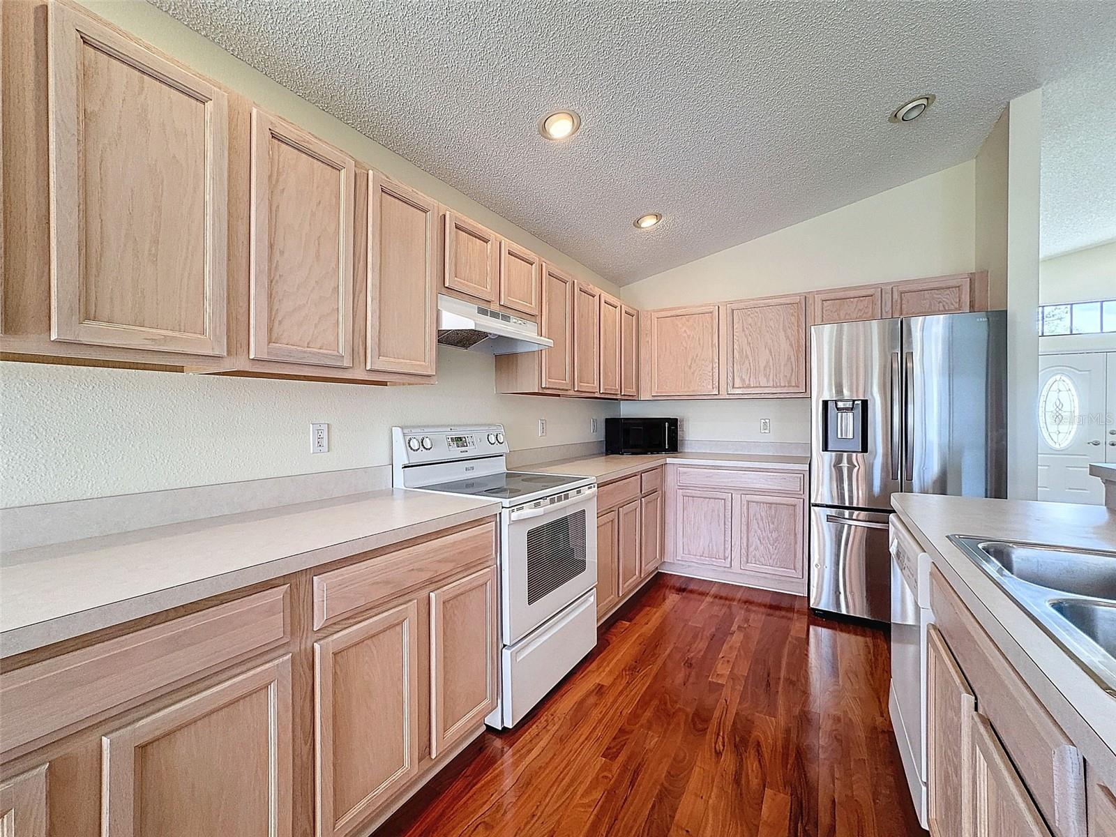 9519 GREEN NEEDLE DR, NEW PORT RICHEY, FL, 34655