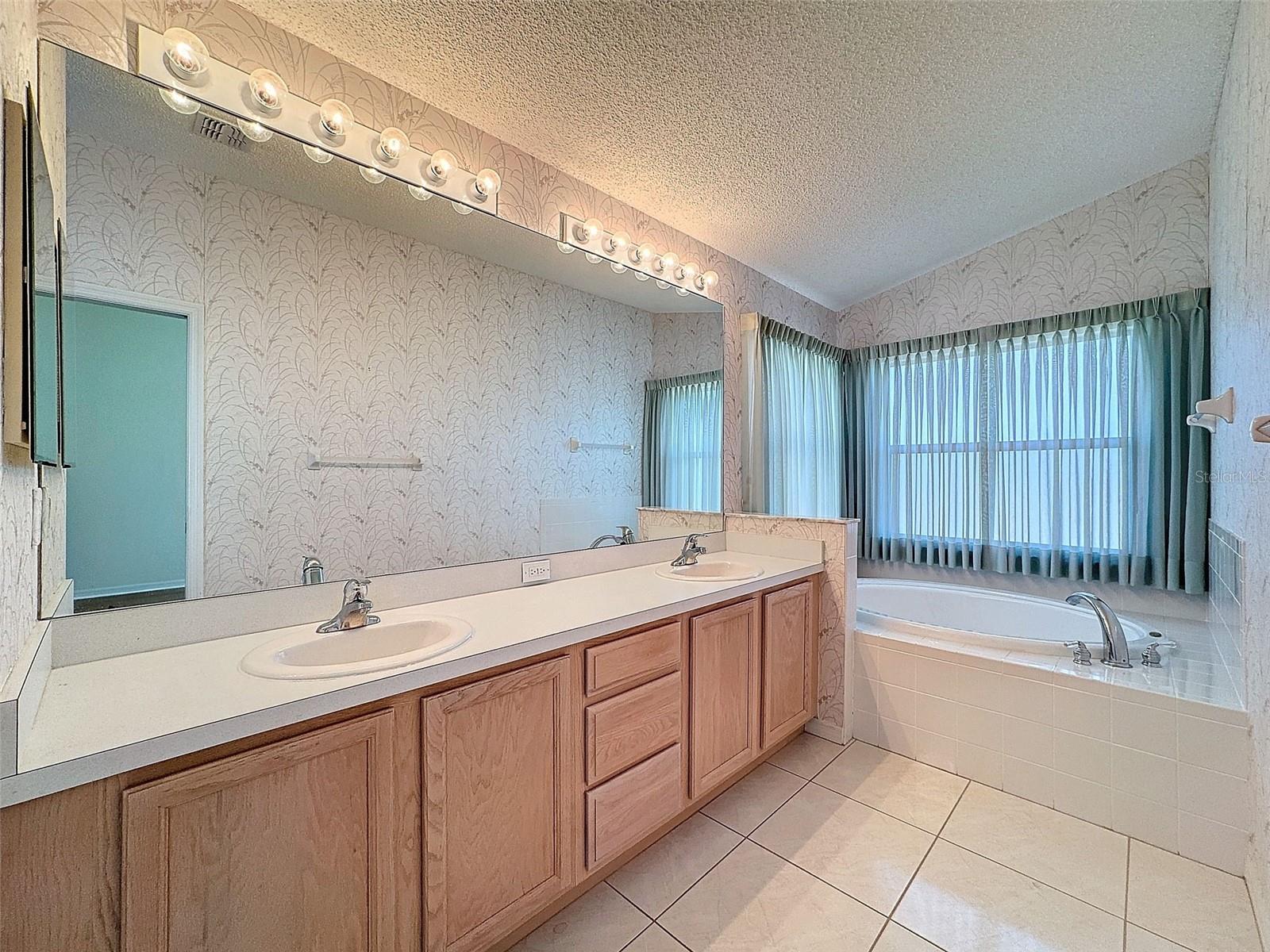 9519 GREEN NEEDLE DR, NEW PORT RICHEY, FL, 34655