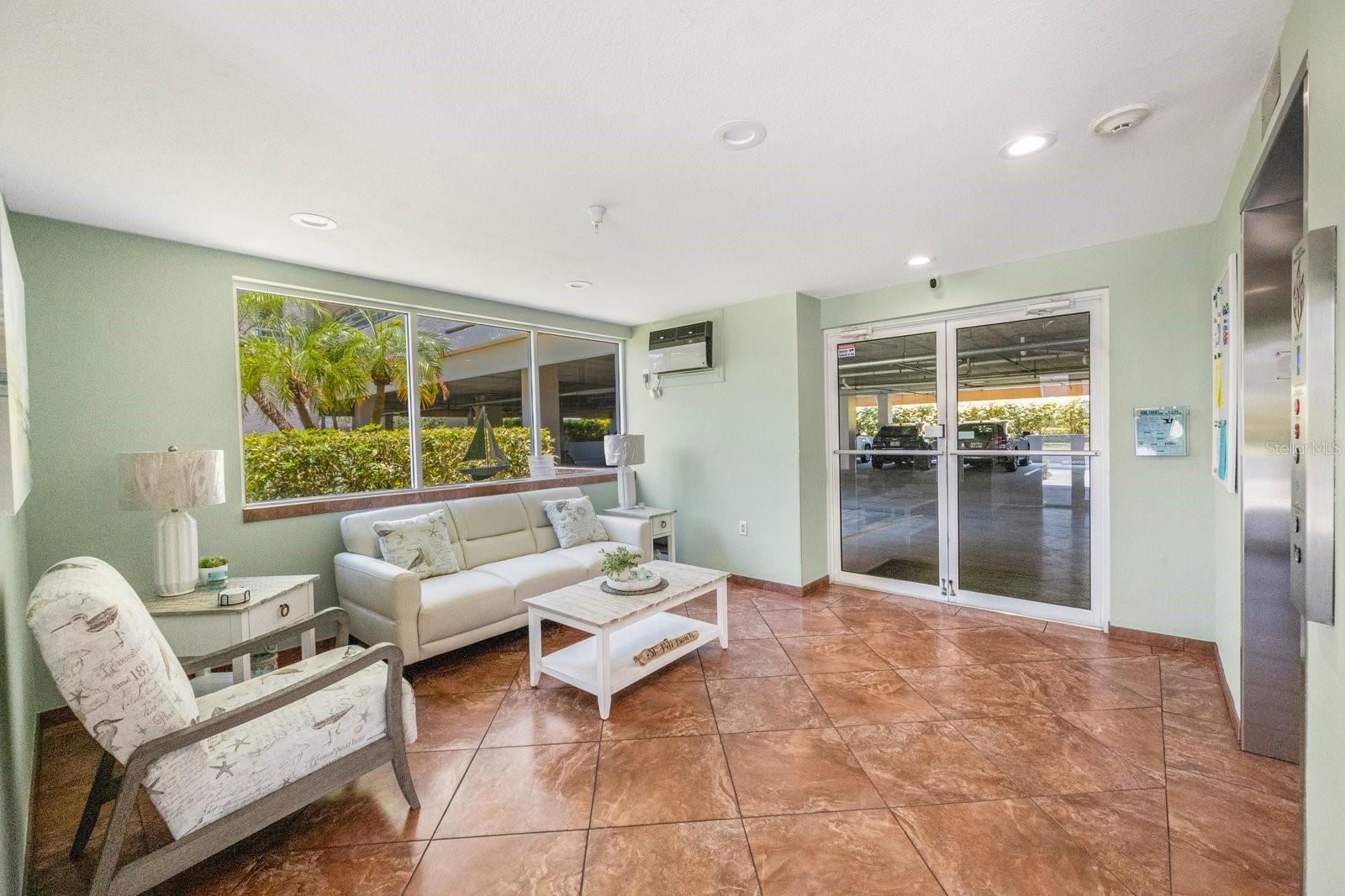 8001 SAILBOAT KEY BLVD S #202, ST PETE BEACH, FL, 33707