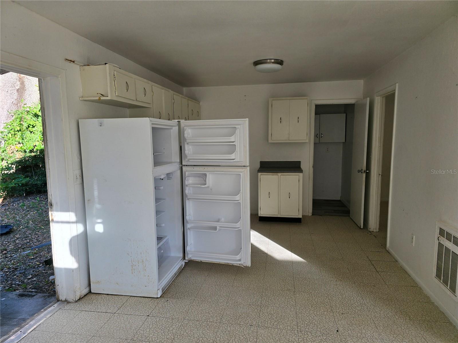 2240 EVANS RD, CLEARWATER, FL, 33763