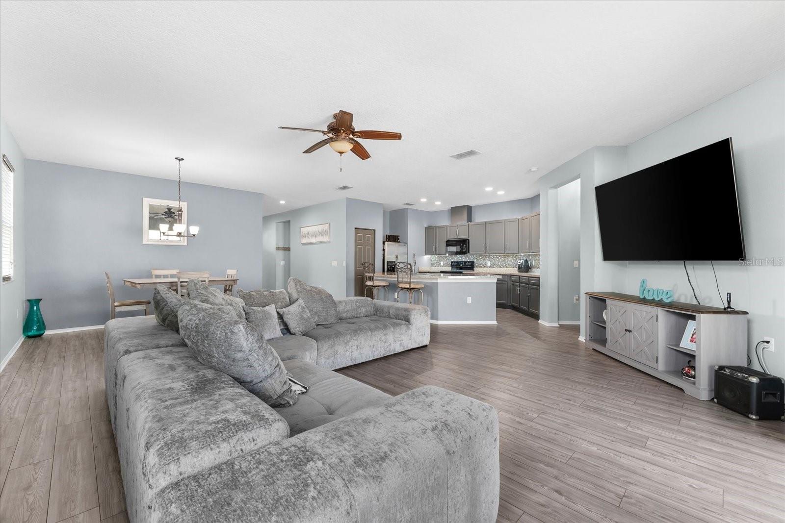 7308 TANGLE BEND DR, GIBSONTON, FL, 33534