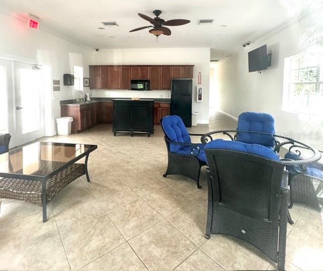 211 VALENCIA CIR, ST PETERSBURG, FL, 33716