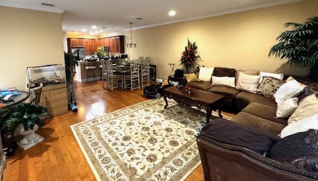 211 VALENCIA CIR, ST PETERSBURG, FL, 33716