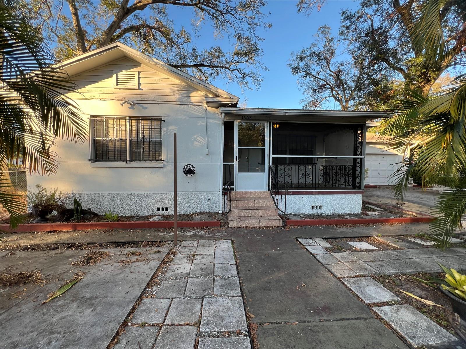 1308 E CARACAS ST, TAMPA, FL, 33603