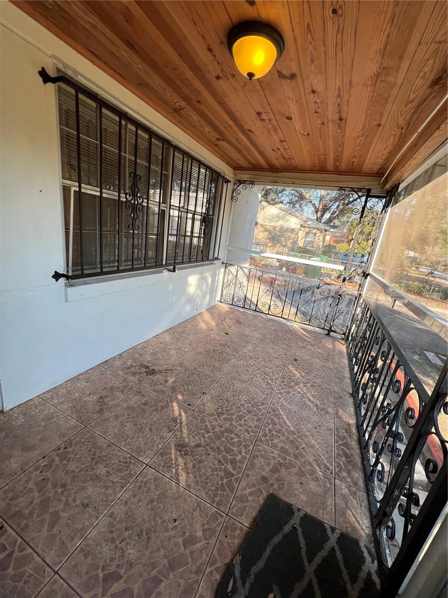 1308 E CARACAS ST, TAMPA, FL, 33603
