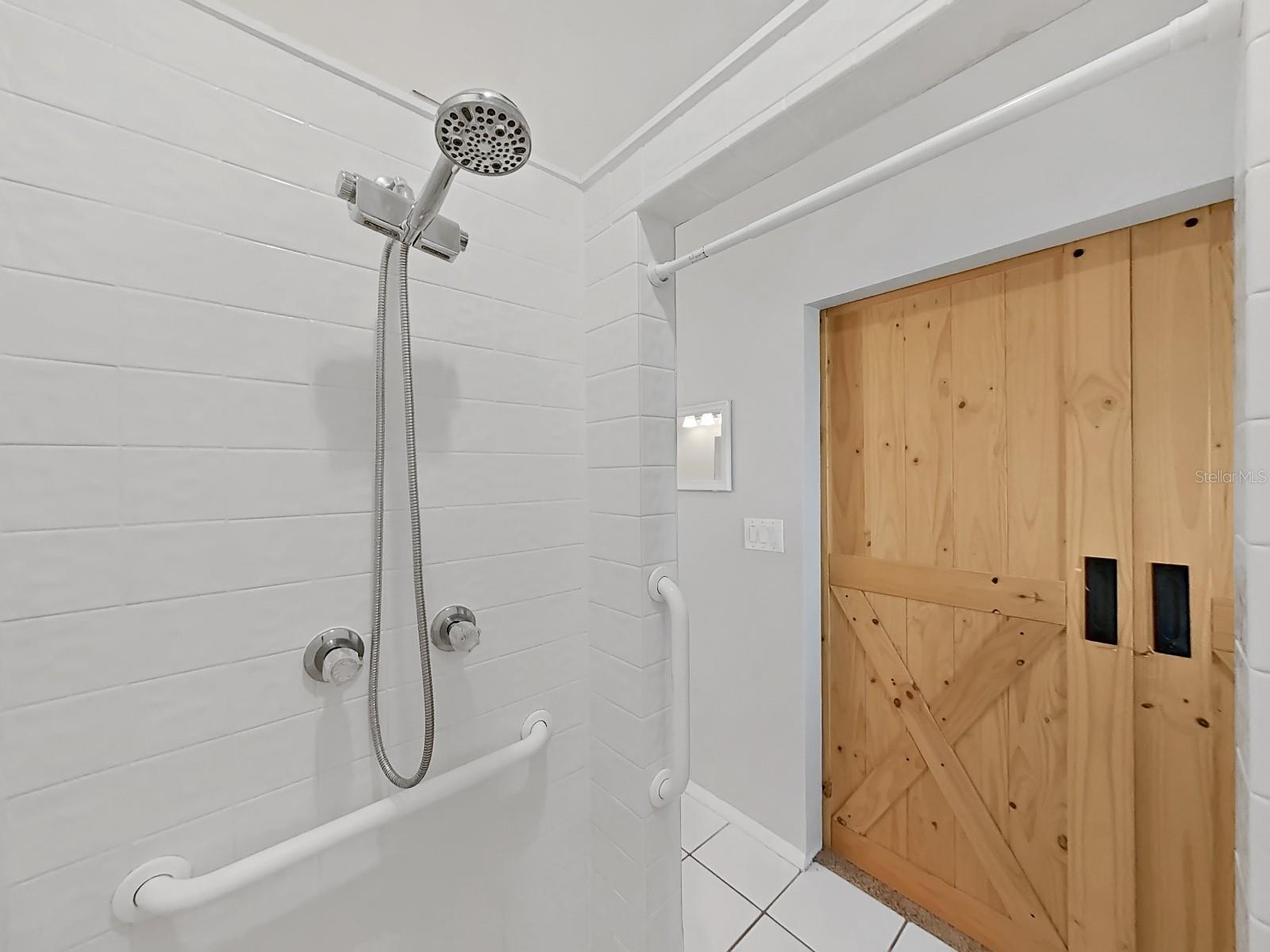 4302 W IOWA AVE, TAMPA, FL, 33616