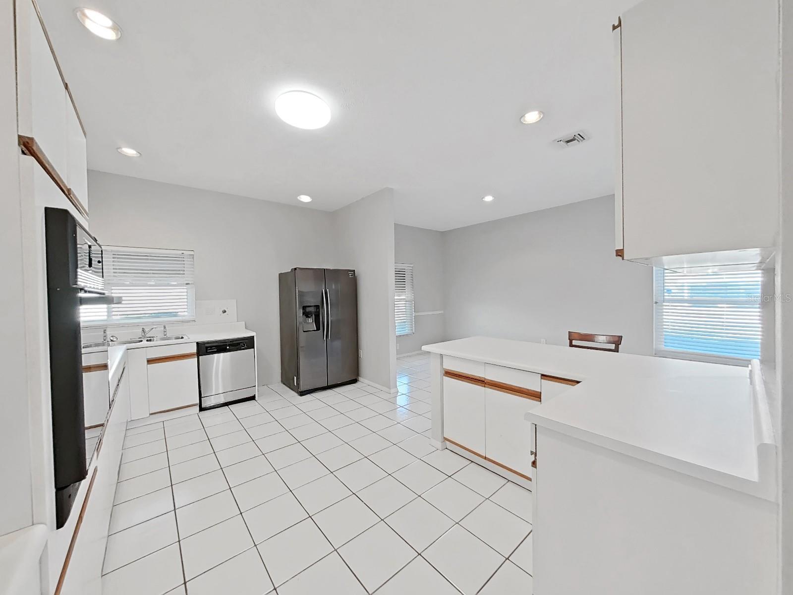 4302 W IOWA AVE, TAMPA, FL, 33616