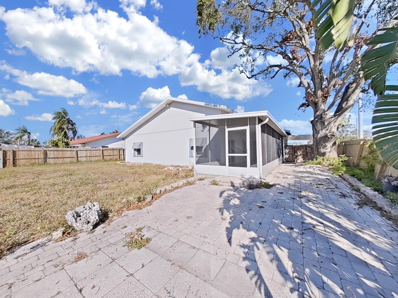 4302 W IOWA AVE, TAMPA, FL, 33616