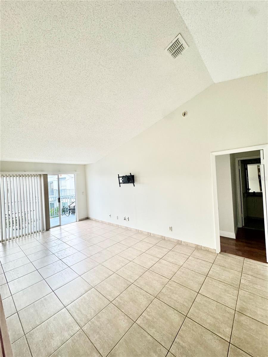 2532 WOODGATE BLVD #204, ORLANDO, FL, 32822