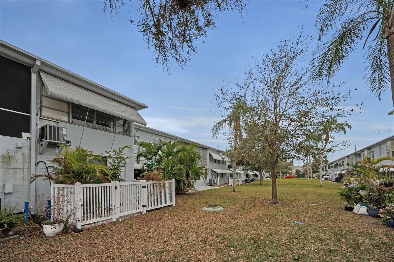 4140 55TH ST N #1211, KENNETH CITY, FL, 33709