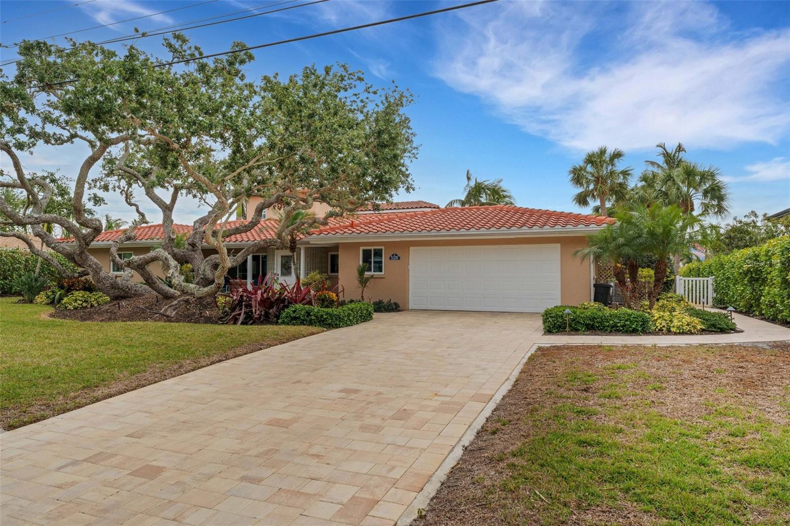 5376 SHADOW LAWN DR, SARASOTA, FL, 34242