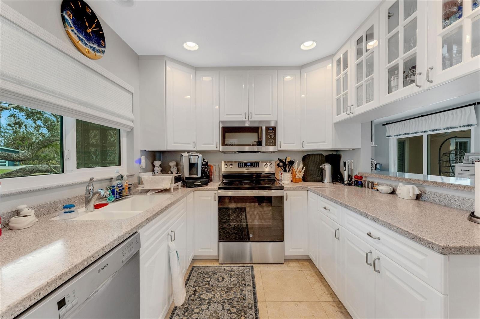 5376 SHADOW LAWN DR, SARASOTA, FL, 34242