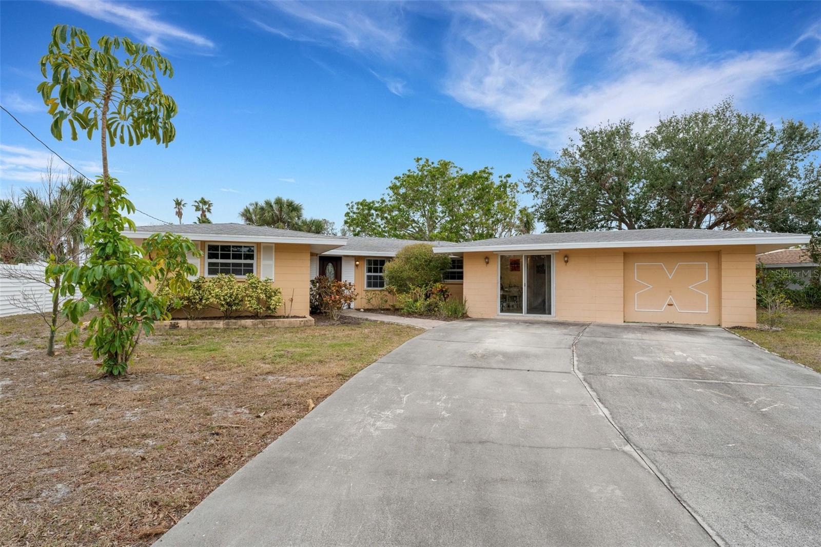 5402 SHADOW LAWN DR, SARASOTA, FL, 34242