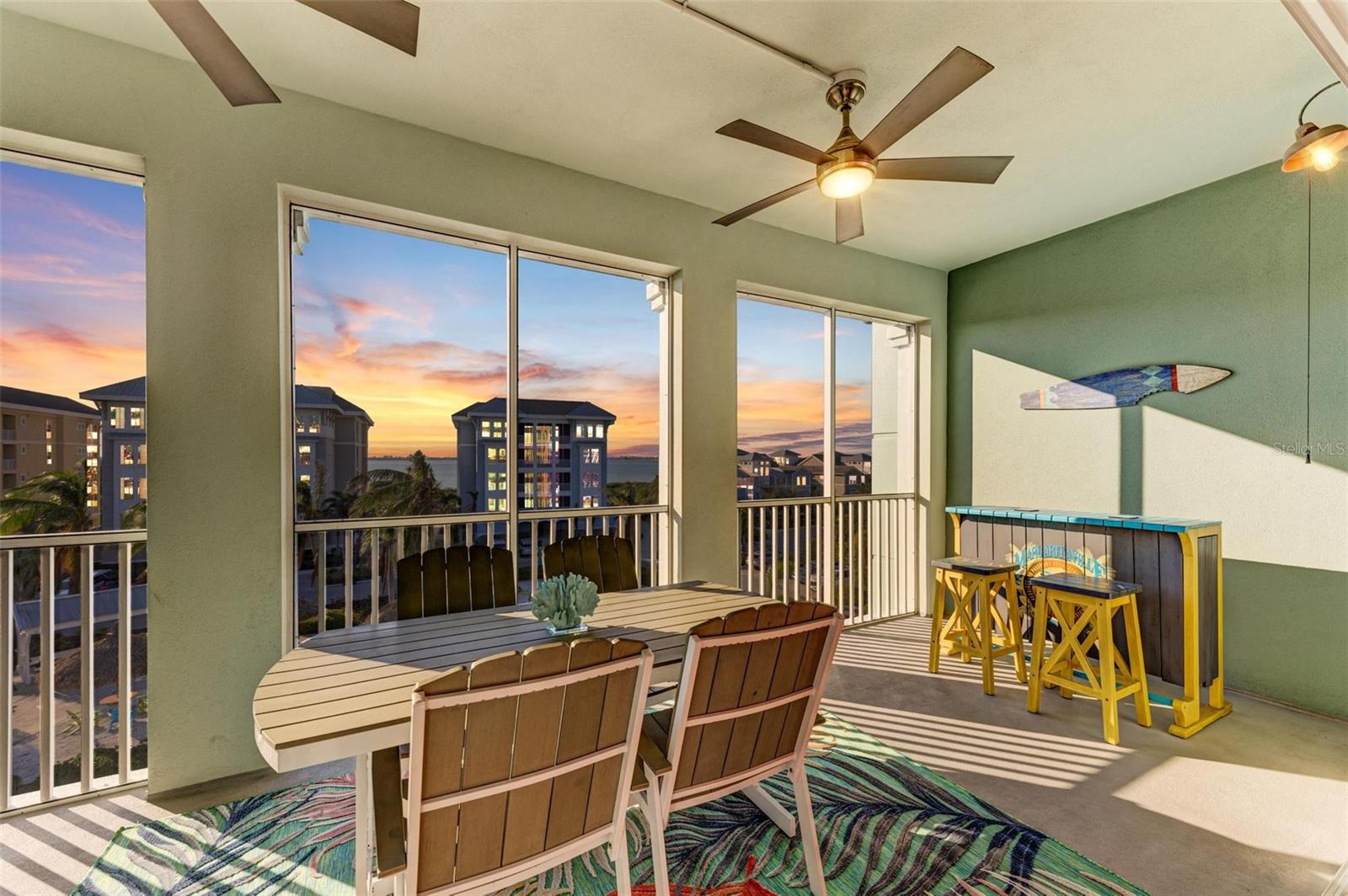 379 ARUBA CIR #301, BRADENTON, FL, 34209