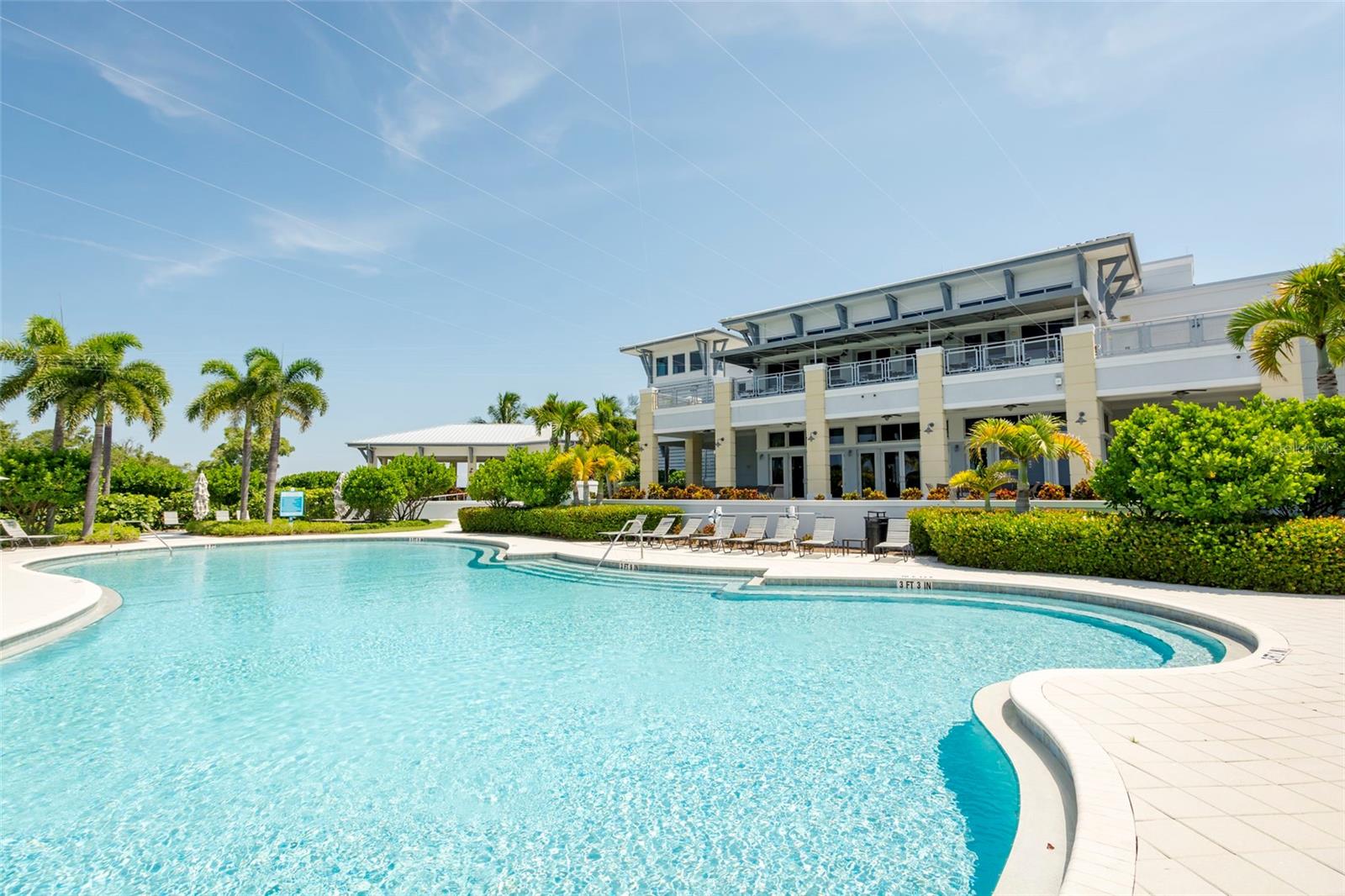 379 ARUBA CIR #301, BRADENTON, FL, 34209
