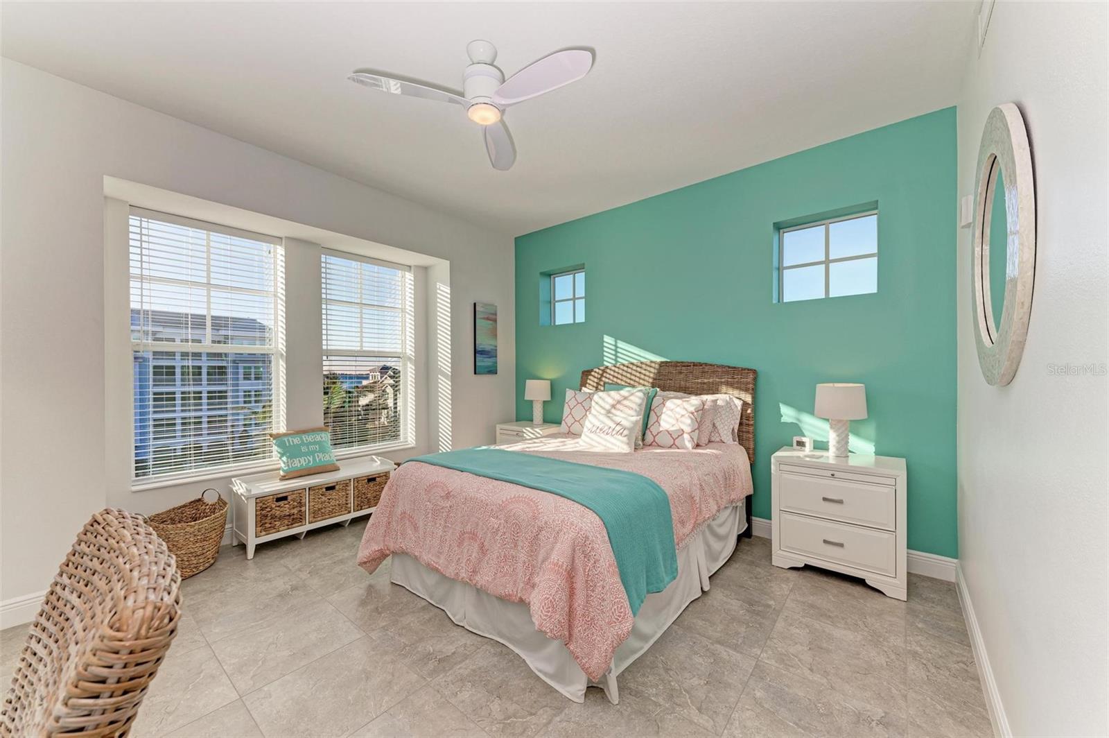 379 ARUBA CIR #301, BRADENTON, FL, 34209