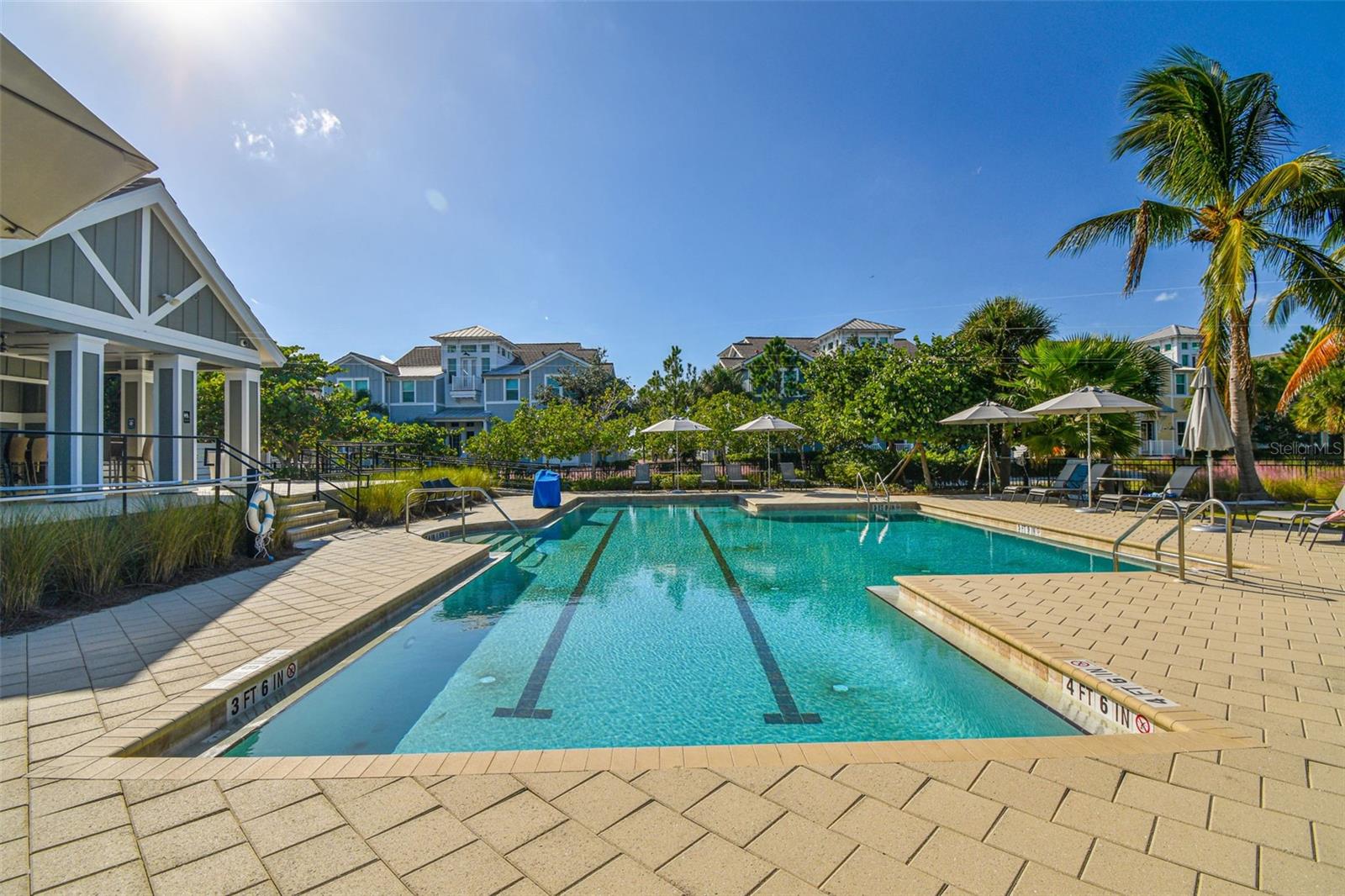 379 ARUBA CIR #301, BRADENTON, FL, 34209