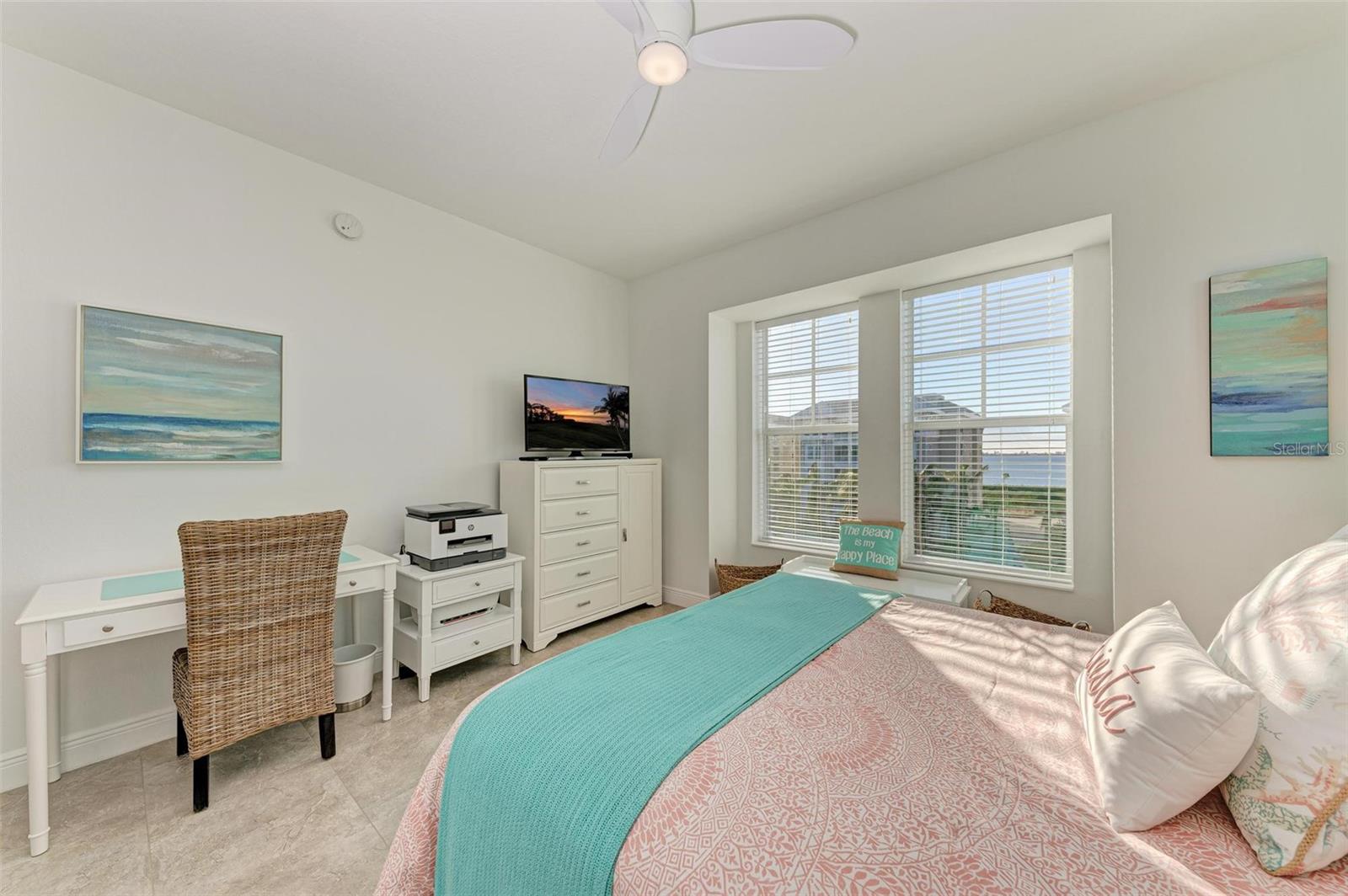 379 ARUBA CIR #301, BRADENTON, FL, 34209