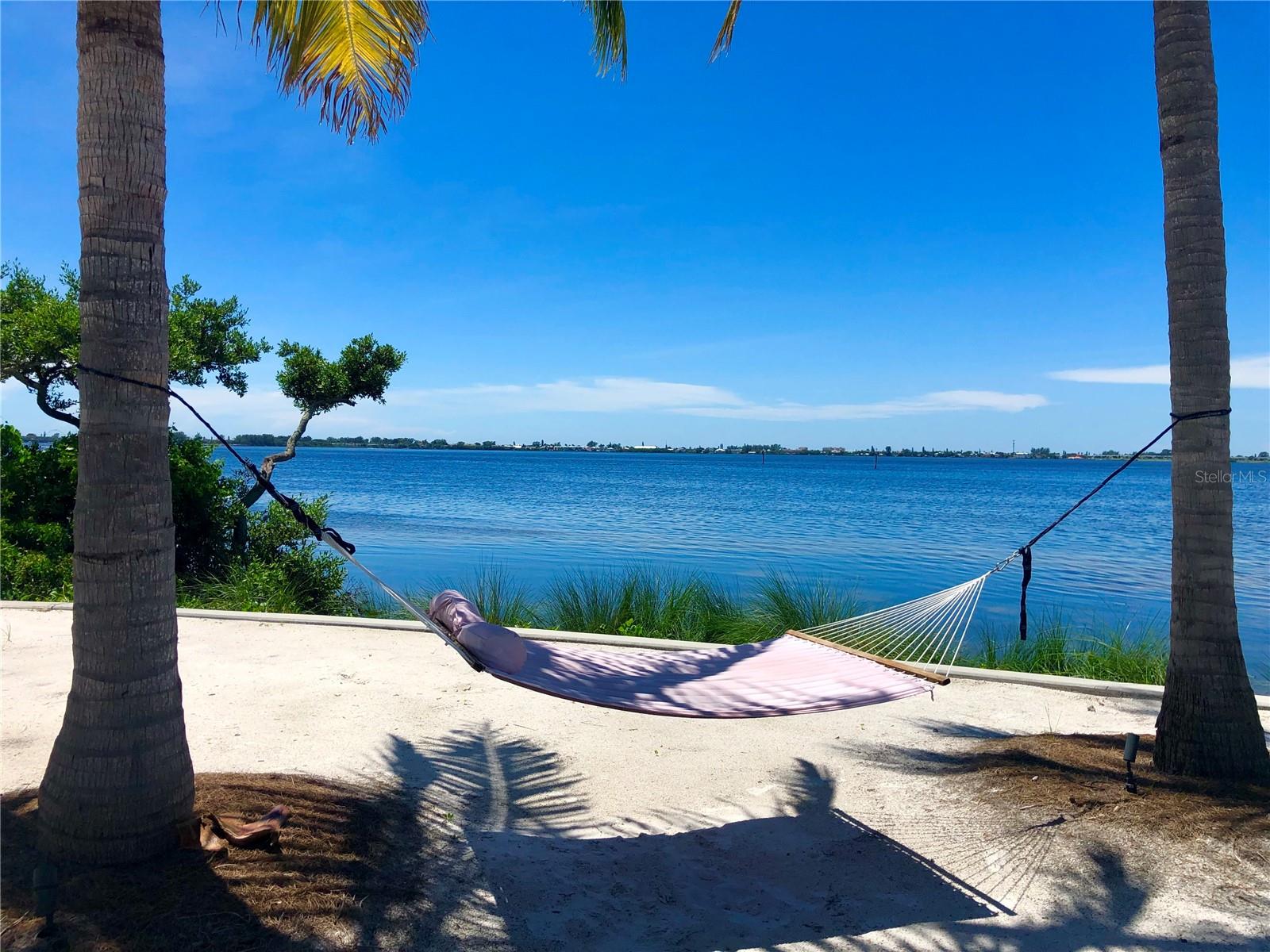 379 ARUBA CIR #301, BRADENTON, FL, 34209