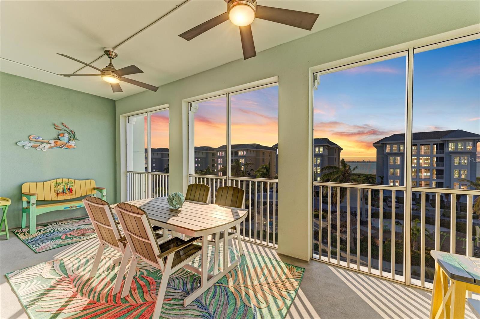 379 ARUBA CIR #301, BRADENTON, FL, 34209