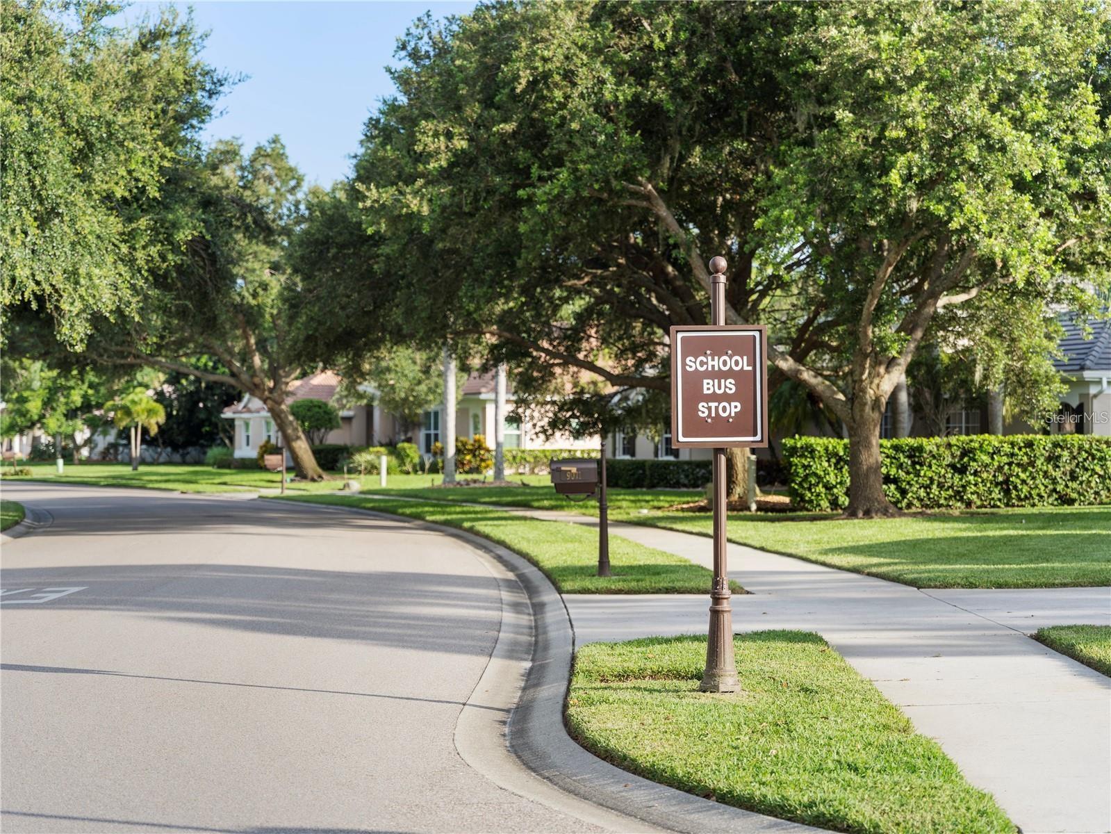 9052 MISTY CREEK DR, SARASOTA, FL, 34241