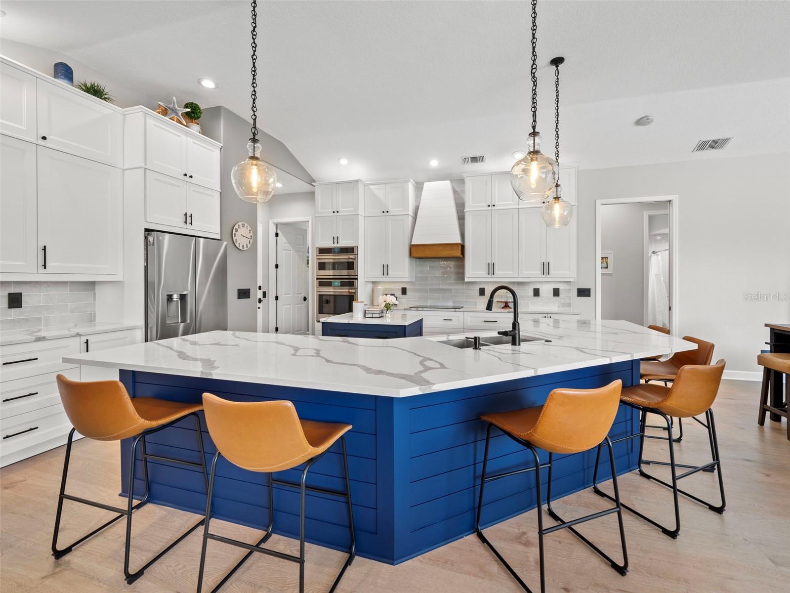 9052 MISTY CREEK DR, SARASOTA, FL, 34241