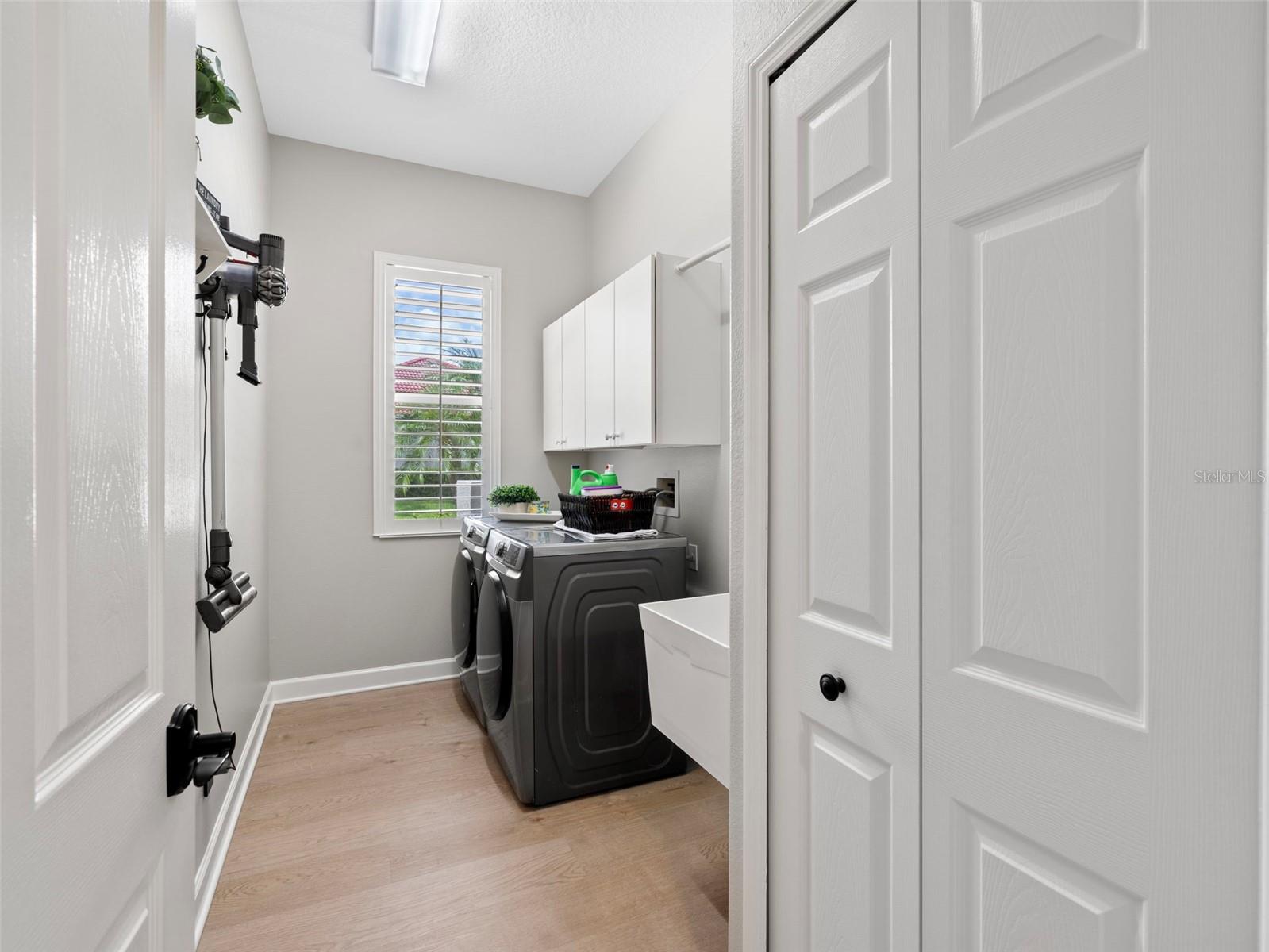 9052 MISTY CREEK DR, SARASOTA, FL, 34241