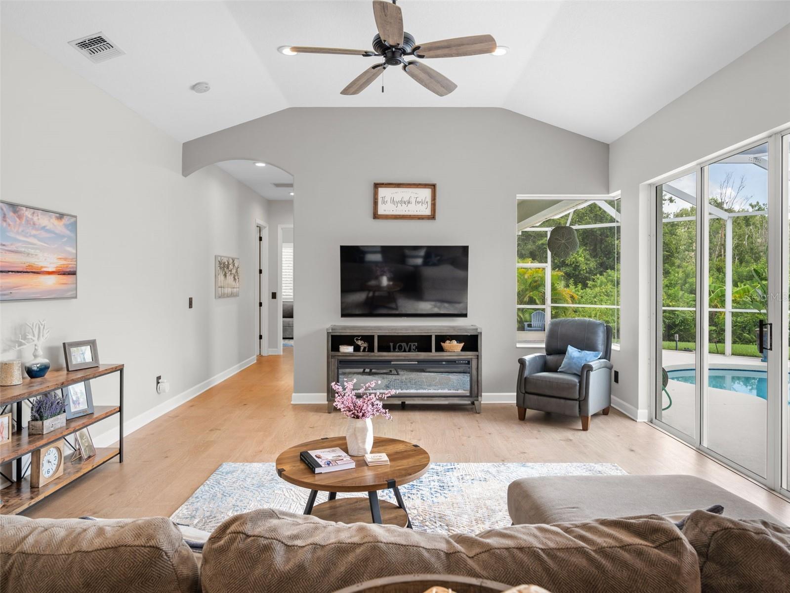 9052 MISTY CREEK DR, SARASOTA, FL, 34241